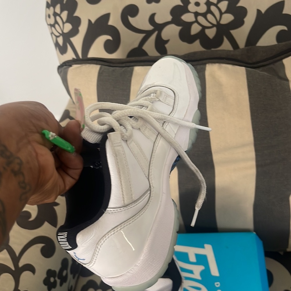 Jordan1 - Picture 4 of 4